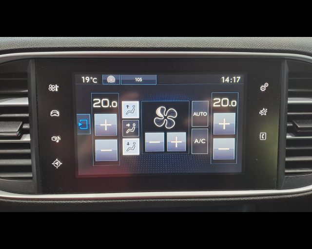 PEUGEOT 308 usata, con USB