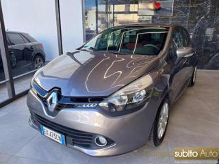RENAULT Clio usata, con Airbag laterali