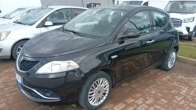 LANCIA Ypsilon usata, con ABS