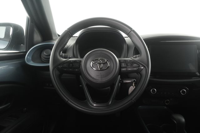 TOYOTA Aygo X usata 5