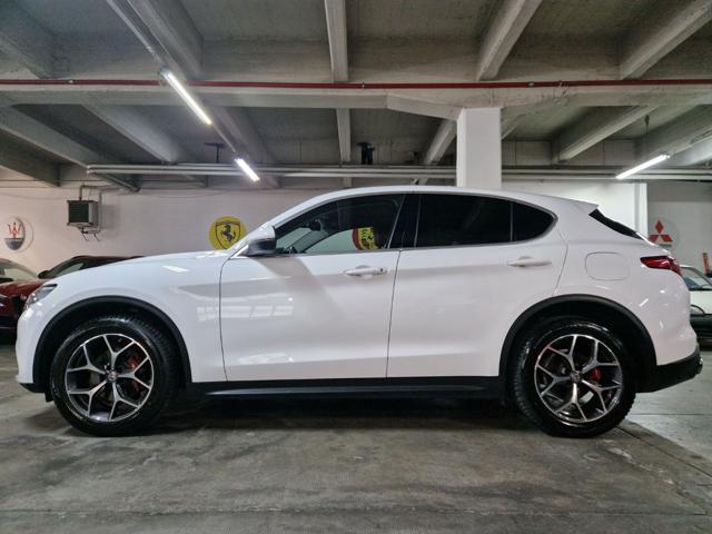 ALFA ROMEO Stelvio usata, con Alzacristalli elettrici
