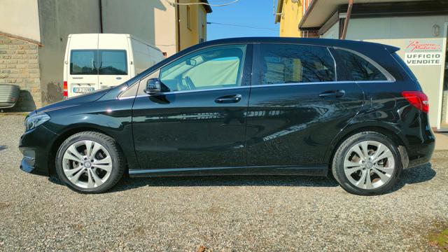 MERCEDES-BENZ B 180 usata, con Autoradio