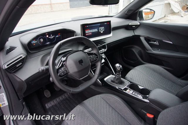 PEUGEOT 2008 usata, con Controllo trazione