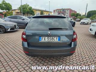 SKODA Octavia usata, con Autoradio digitale