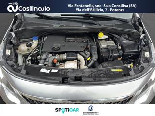 PEUGEOT 2008 usata, con USB