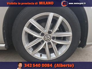 VOLKSWAGEN Golf usata, con USB