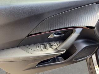PEUGEOT 2008 usata, con Bluetooth