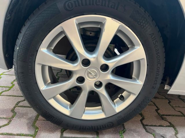 OPEL Corsa usata, con Sedile posteriore sdoppiato
