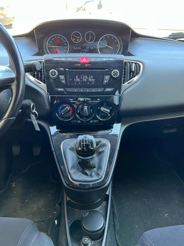 LANCIA Ypsilon usata, con Airbag testa