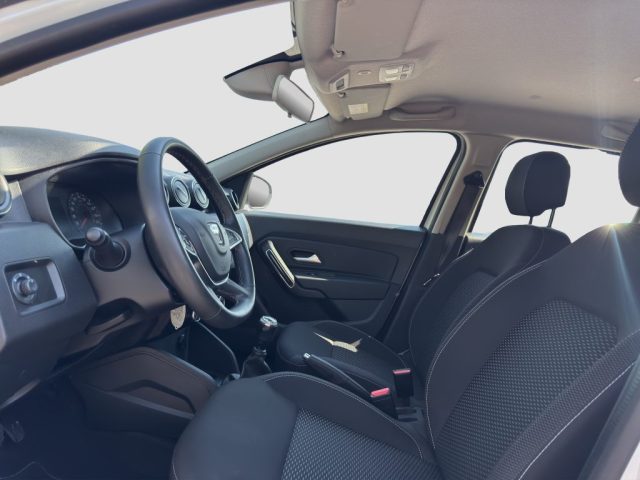 DACIA Duster usata 8