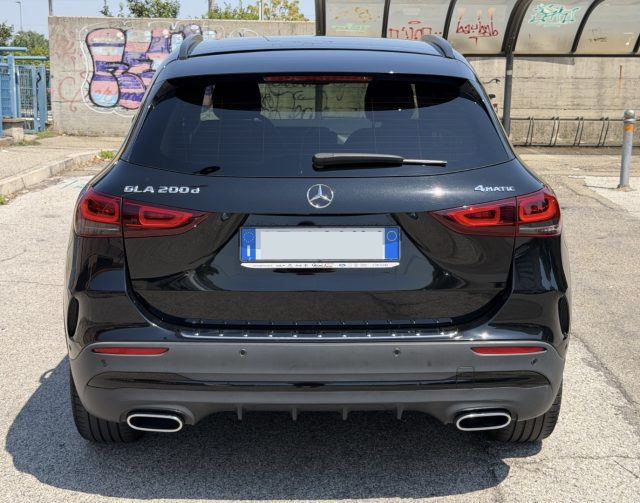 MERCEDES-BENZ GLA 200 usata, con Airbag laterali