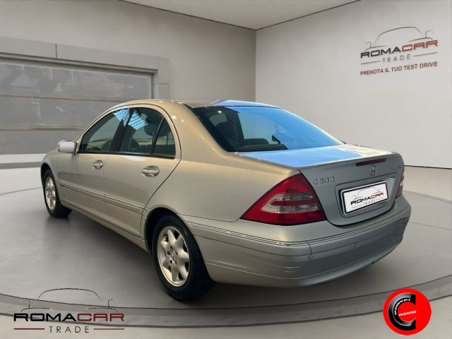 MERCEDES-BENZ C 200 usata, con Cerchi in lega
