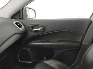 JEEP Compass usata, con Autoradio digitale