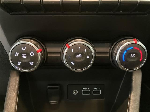 RENAULT Clio usata 17