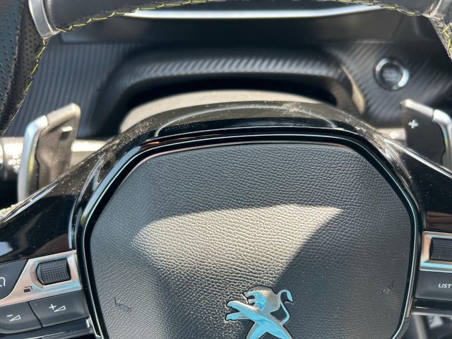 PEUGEOT 2008 usata, con Climatizzatore