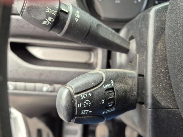 OPEL Vivaro usata, con Immobilizzatore elettronico