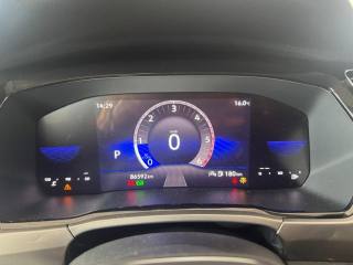 VOLKSWAGEN Touran usata, con Controllo elettronico della corsia