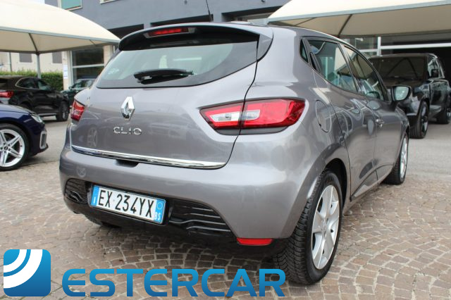 RENAULT Clio usata, con Airbag