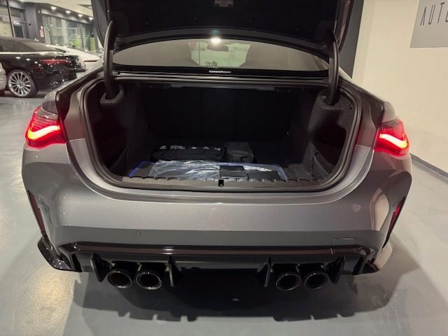 BMW M4 usata, con USB