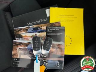 MERCEDES-BENZ GLB 180 usata, con Touch screen