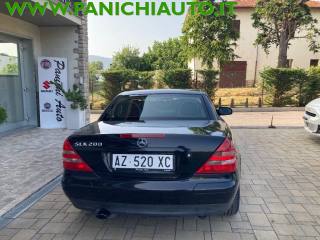 MERCEDES-BENZ SLK 200 usata, con Autoradio