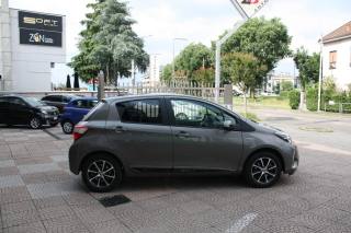 TOYOTA Yaris usata, con ESP
