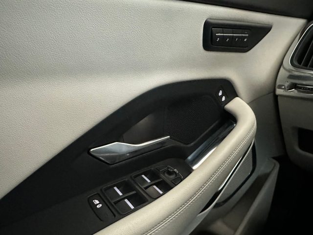 JAGUAR E-Pace usata, con Controllo trazione