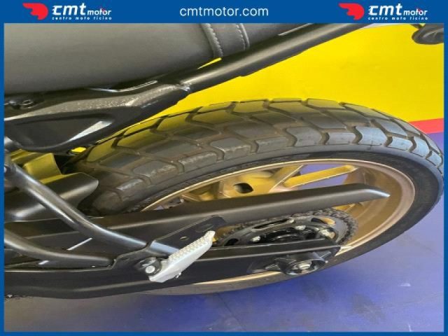 YAMAHA XSR 700 usata 10