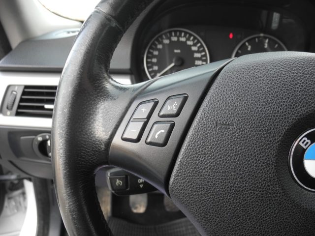 BMW 320 usata, con Sistema lavafari