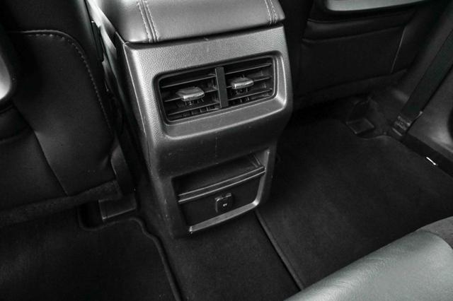 FORD S-Max usata, con Volante multifunzione