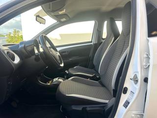 TOYOTA Aygo usata, con Apple CarPlay