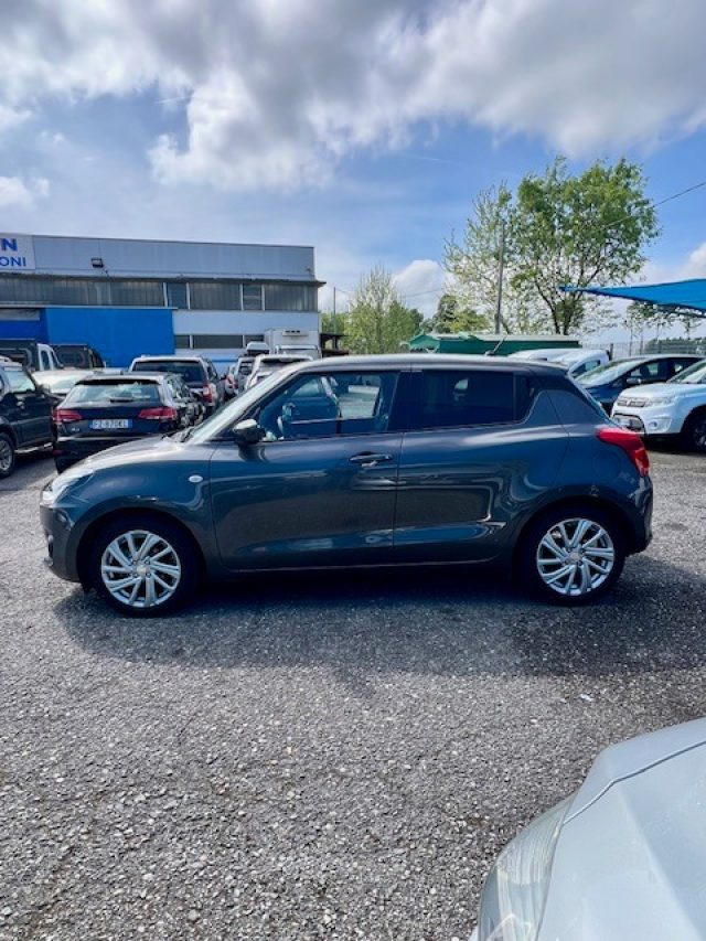 SUZUKI Swift usata, con Autoradio