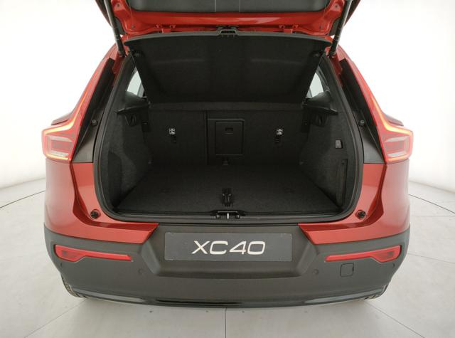 VOLVO XC40 usata, con Specchietti laterali elettrici