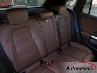 MERCEDES-BENZ GLA 220 usata, con Sistema di parcheggio automatico