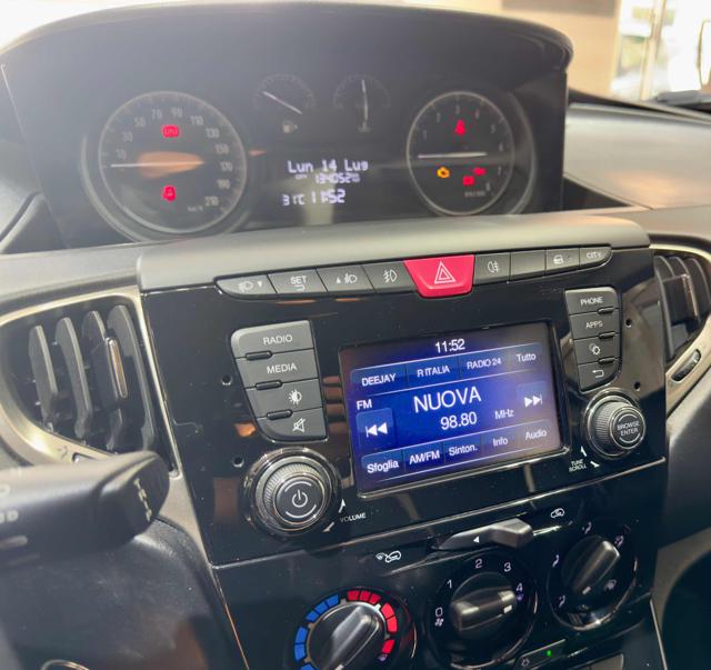 LANCIA Ypsilon usata, con ESP