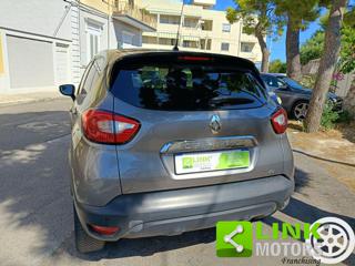 RENAULT Captur usata 21