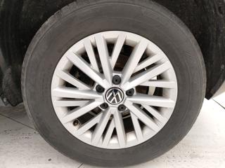 VOLKSWAGEN T-Roc usata, con Volante in pelle