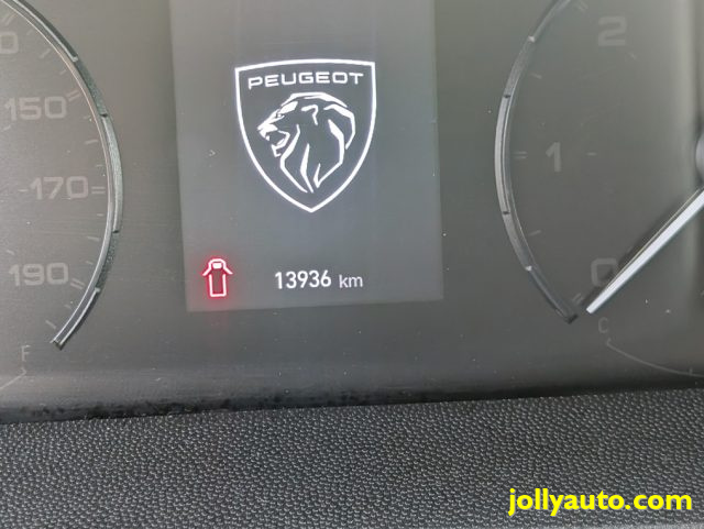 PEUGEOT Boxer usata, con Bluetooth