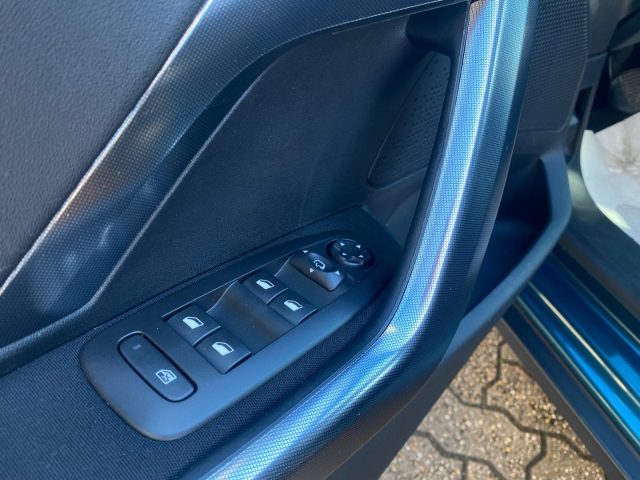 PEUGEOT 2008 usata, con Cerchi in lega