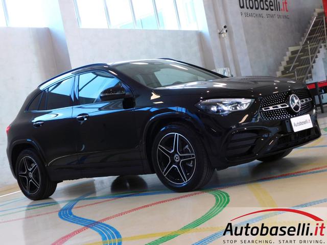MERCEDES-BENZ GLA 180 usata, con Sistema di navigazione