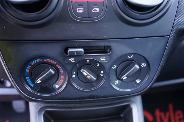 FIAT Fiorino usata 17