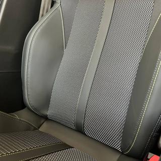 PEUGEOT 2008 usata, con Climatizzatore