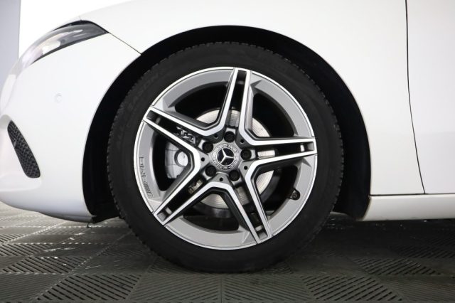 MERCEDES-BENZ A 180 usata 8