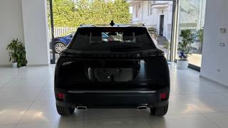 PEUGEOT 2008 usata, con Autoradio