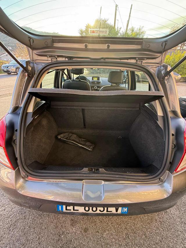 RENAULT Clio usata 17