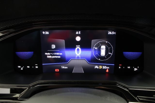 VOLKSWAGEN Taigo usata, con Luci diurne LED