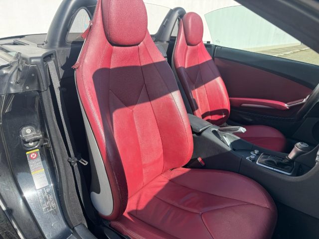 MERCEDES-BENZ SLK 200 usata, con Bracciolo