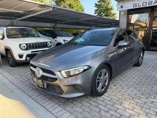 MERCEDES-BENZ A 180 d Automatic Business Extra