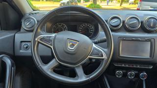 DACIA Duster usata, con USB