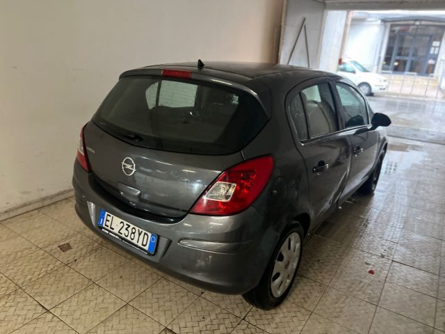 OPEL Corsa usata, con Airbag laterali